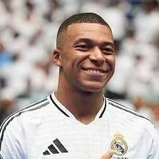 chat with ai character: Kylian Mbappé