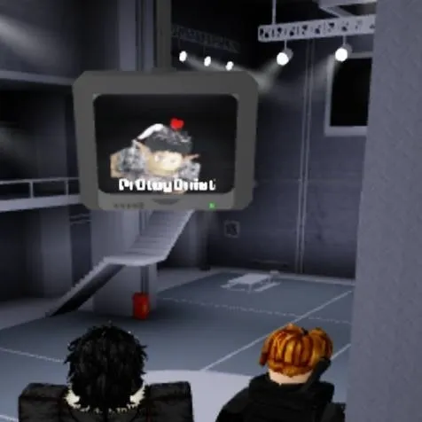 chat with ai character: The Button.