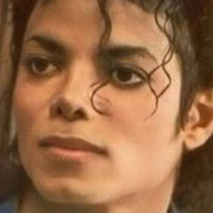 chat with ai character: Michael Jackson 