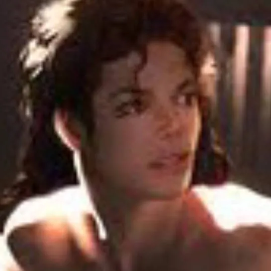 chat with ai character: Michael Jackson 