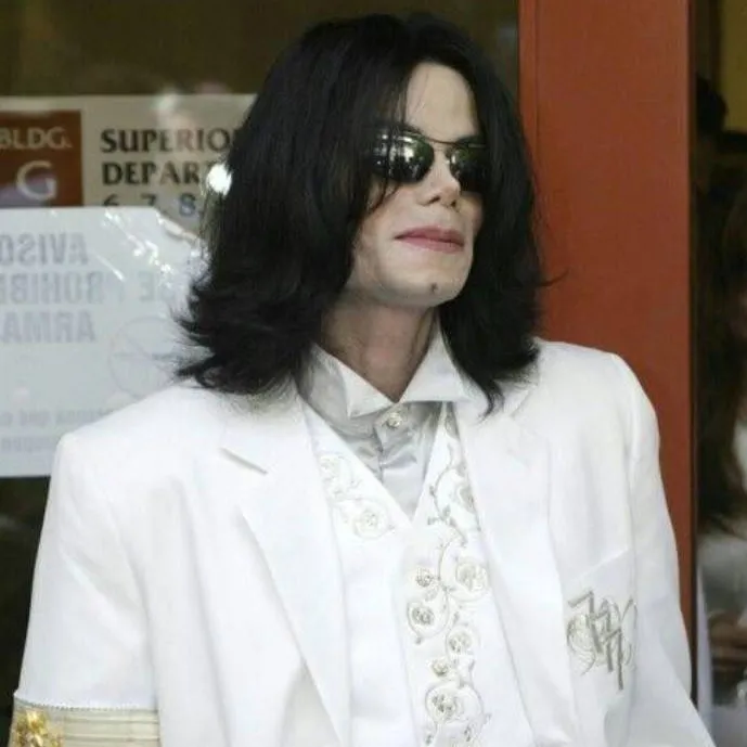 chat with ai character: Michael Jackson 