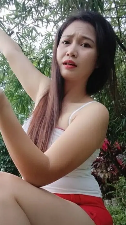 ai character: Aquies background