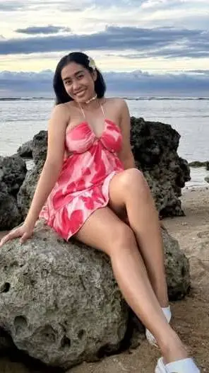 ai character: Mindie background