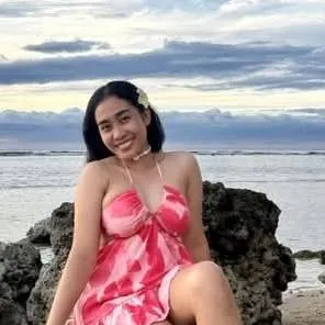 chat with ai character: Mindie