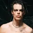 chat with ai character: yungblud (dom)
