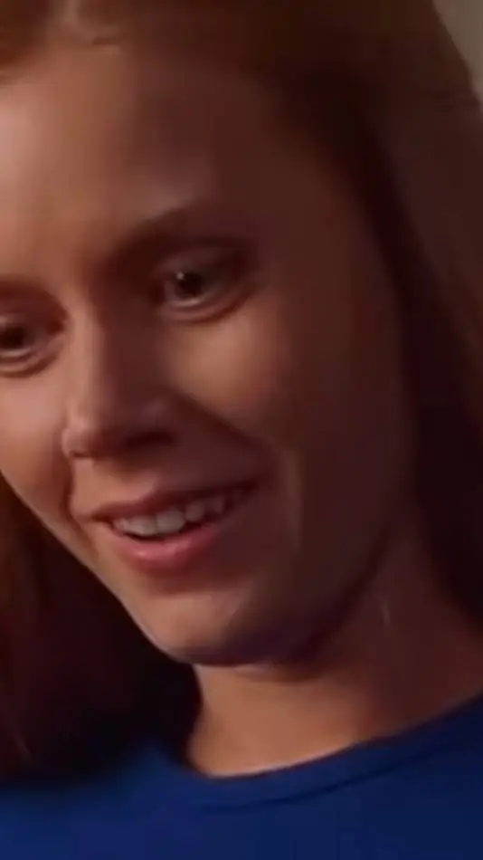 ai character: alice  background