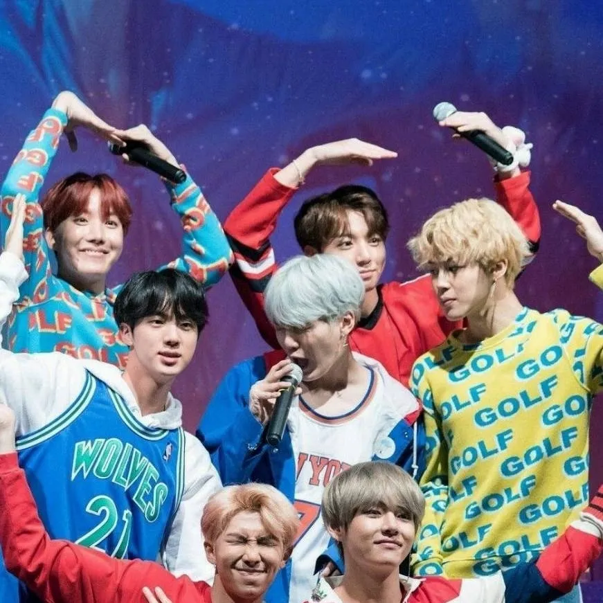 chat with ai character: BTS 💜