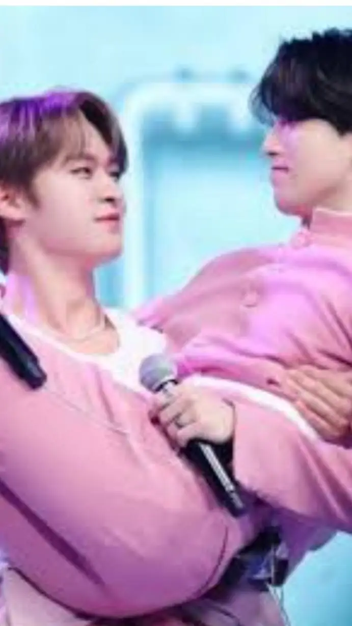 ai character: minsung background