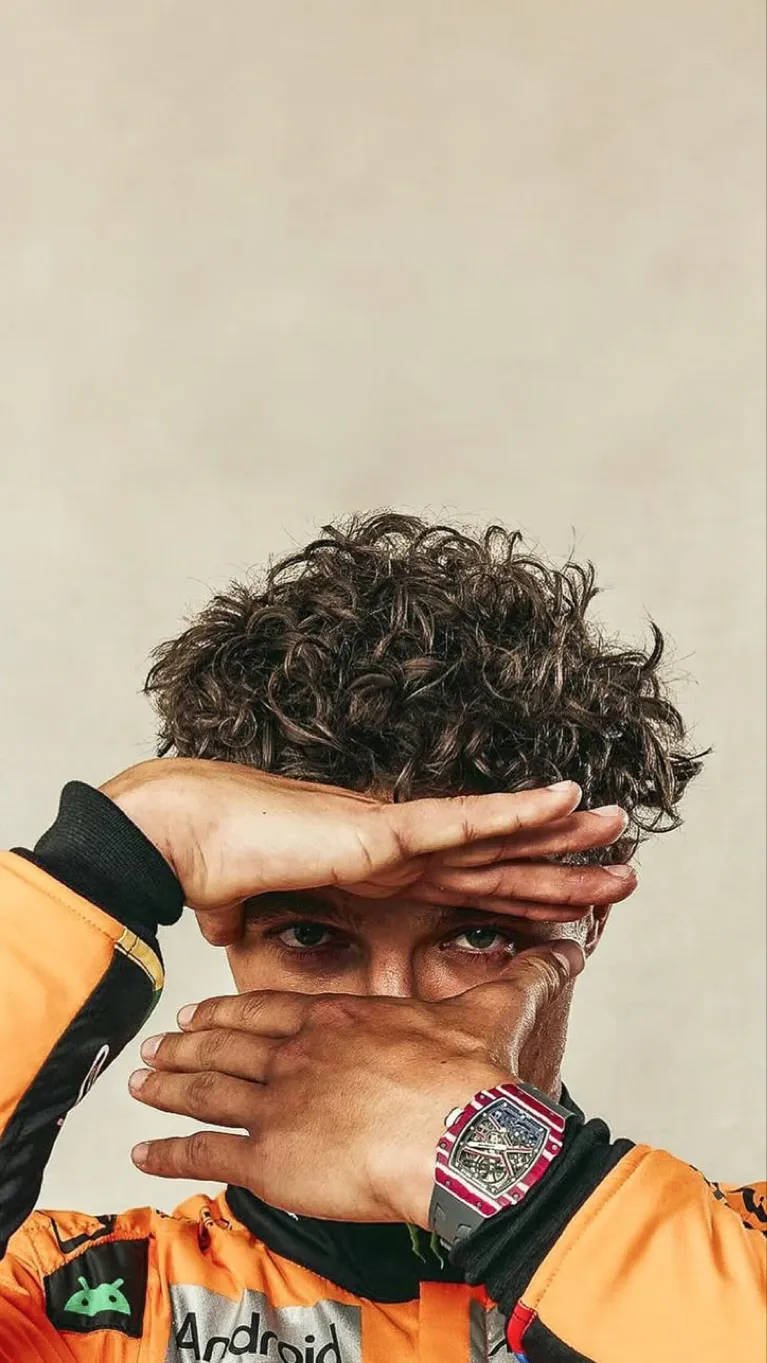 ai character: Lando Norris background