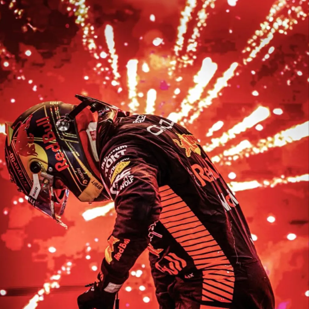 chat with ai character: Max Verstappen