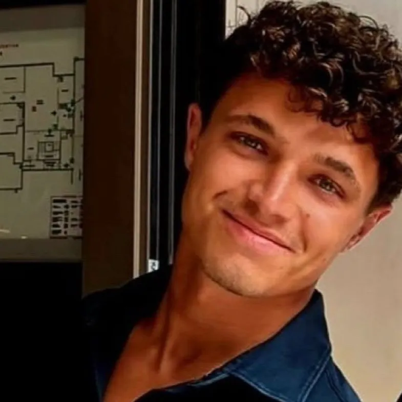 chat with ai character: Lando Norris