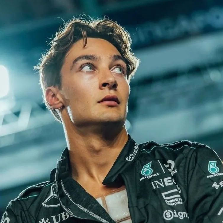 chat with ai character: George Russell