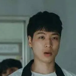 chat with ai character: Lee-Jeong-Chan