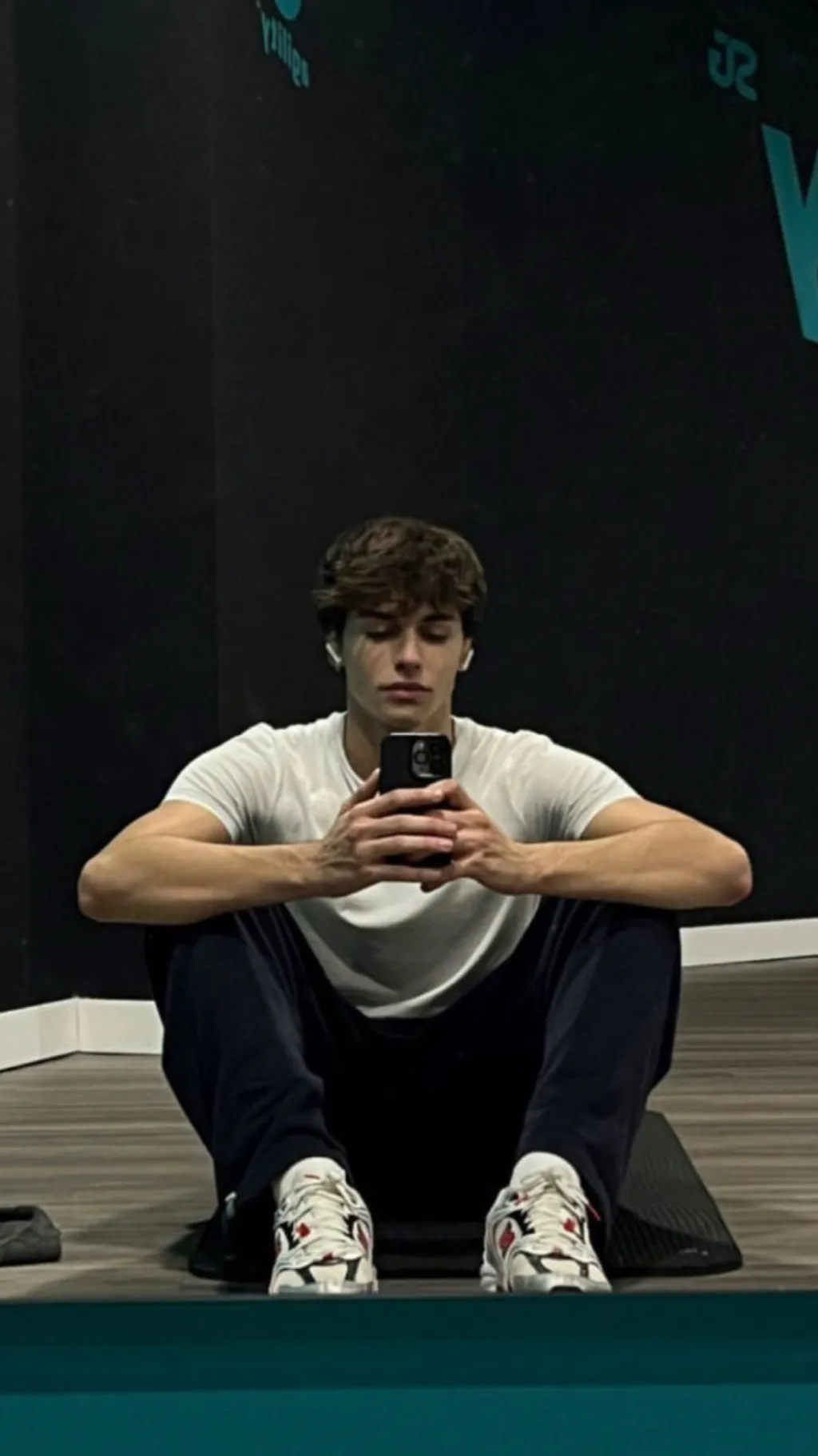 ai character: Walker  background