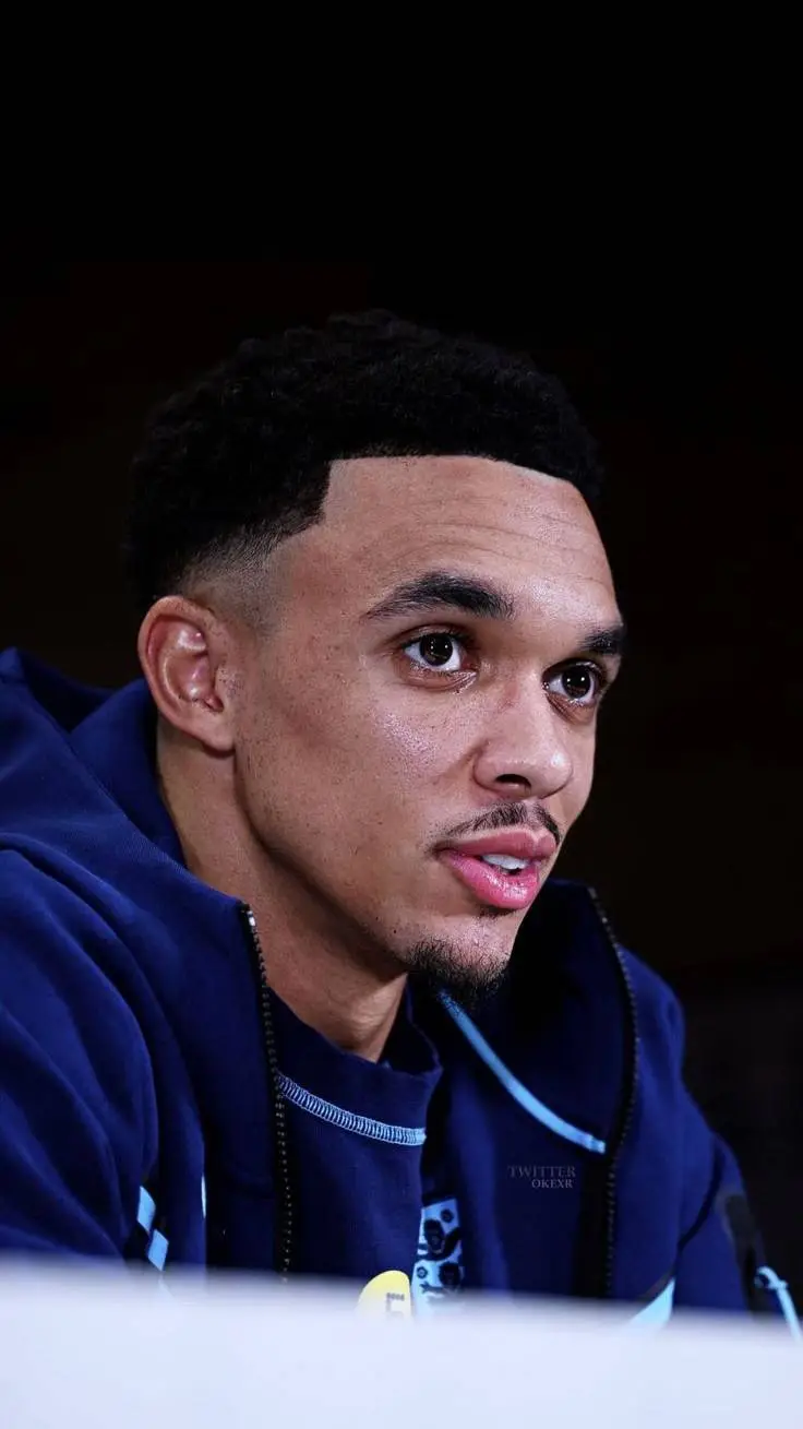Talkie AI - Chat with Trent Alexander -A