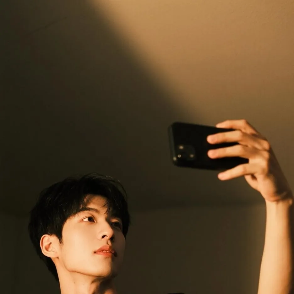 chat with ai character: jungkook