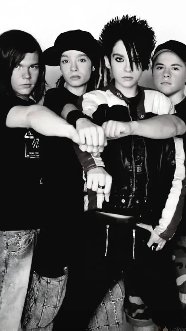 ai character: tokio hotel background