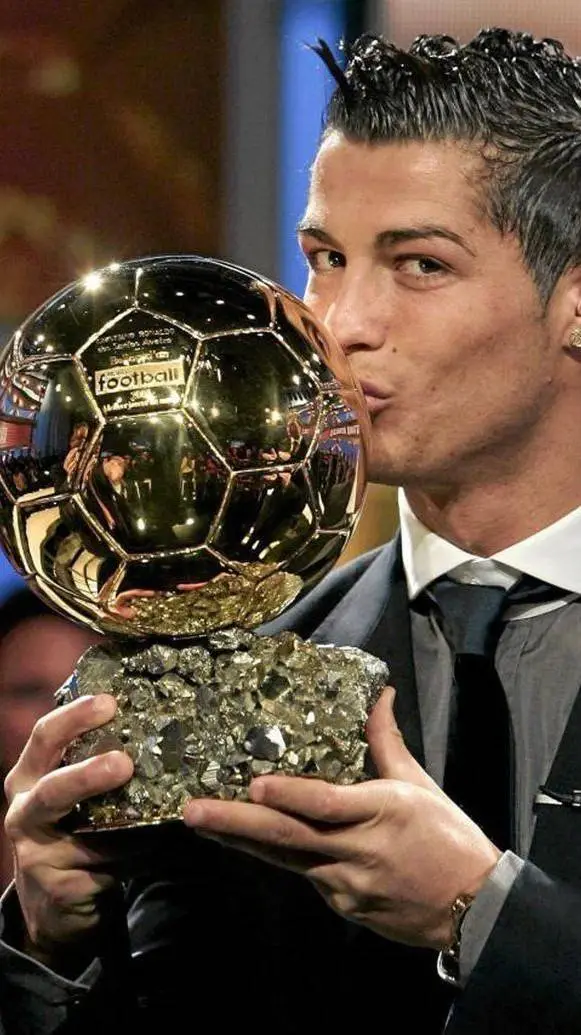 ai character: Ronaldo  background