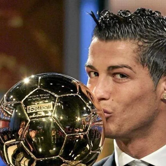 chat with ai character: Ronaldo 