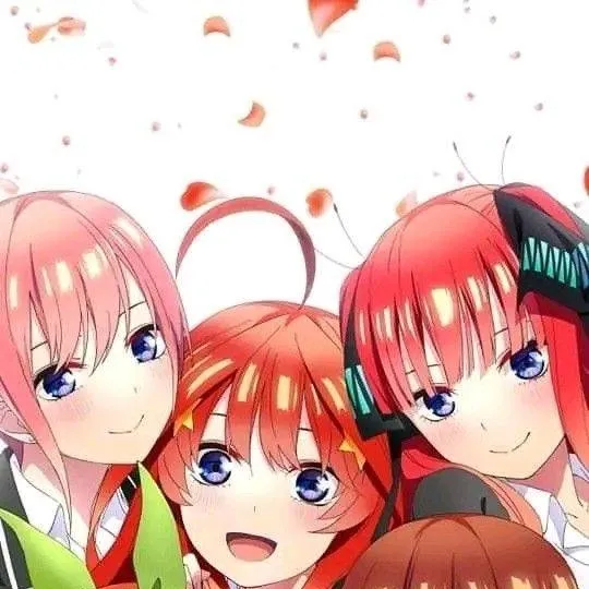 chat with ai character: Las Quintillizas