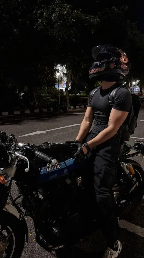 ai character: xavier background