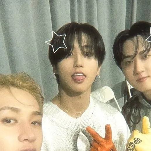 chat with ai character: 3 racha😜