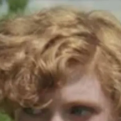 chat with ai character: Beverly IT