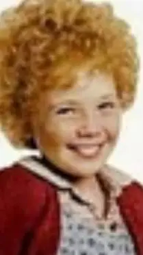 ai character: annie 1982 background