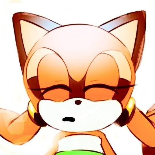 chat with ai character: marine the raccoon