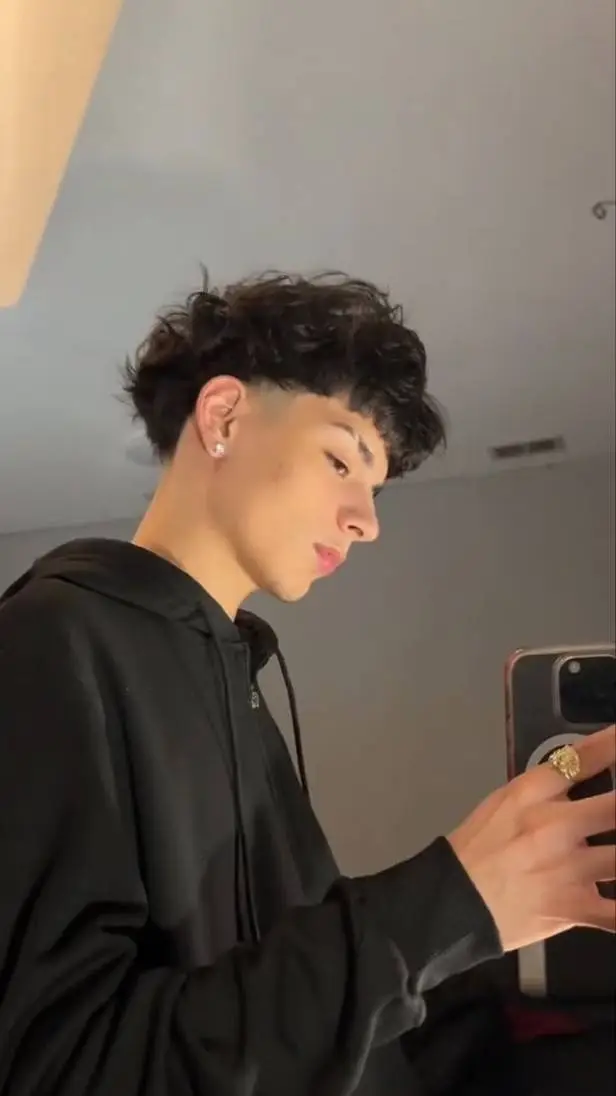 ai character: Jonathan  background