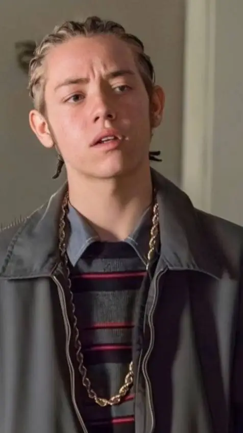 ai character: Carl Gallagher background
