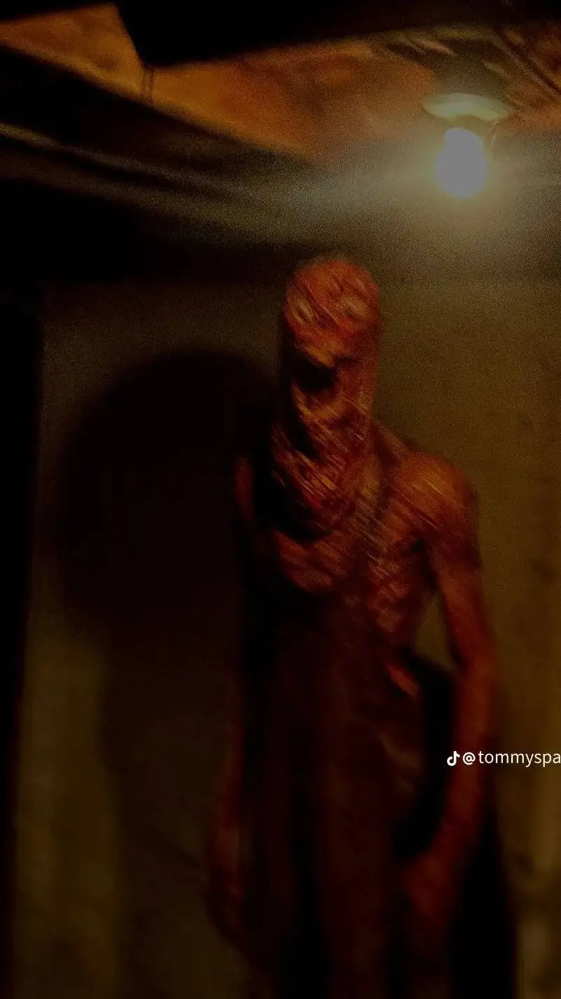 ai character: Read creature. background