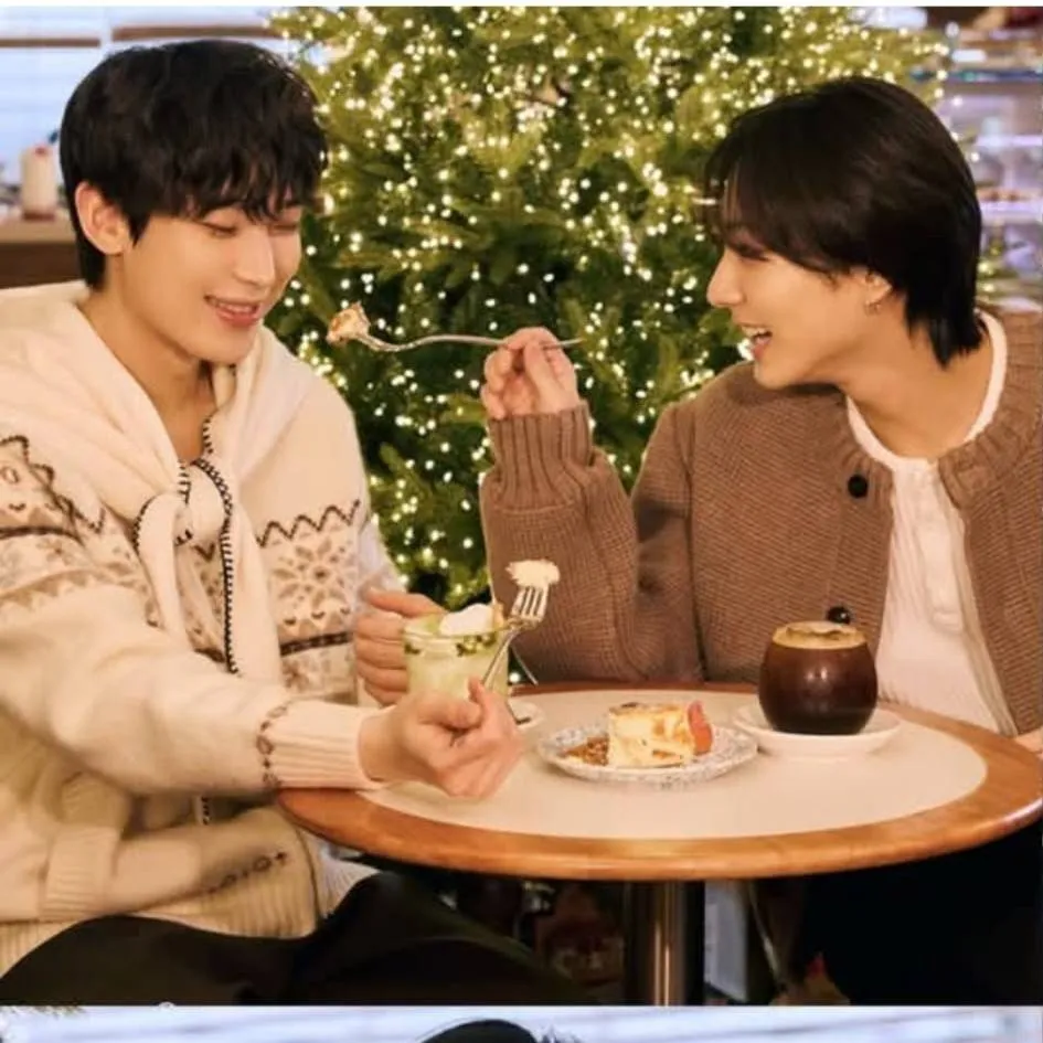 chat with ai character: Sunoo and Jungwon🤩