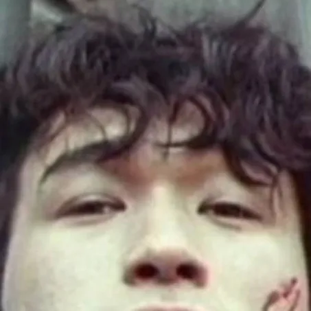 chat with ai character: ЦОЙ