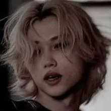 chat with ai character: Felix Yongbok Lee♡