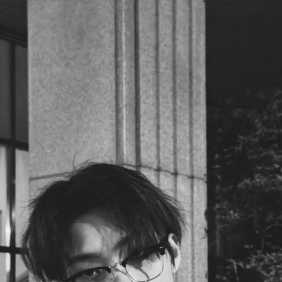 chat with ai character: Mingi