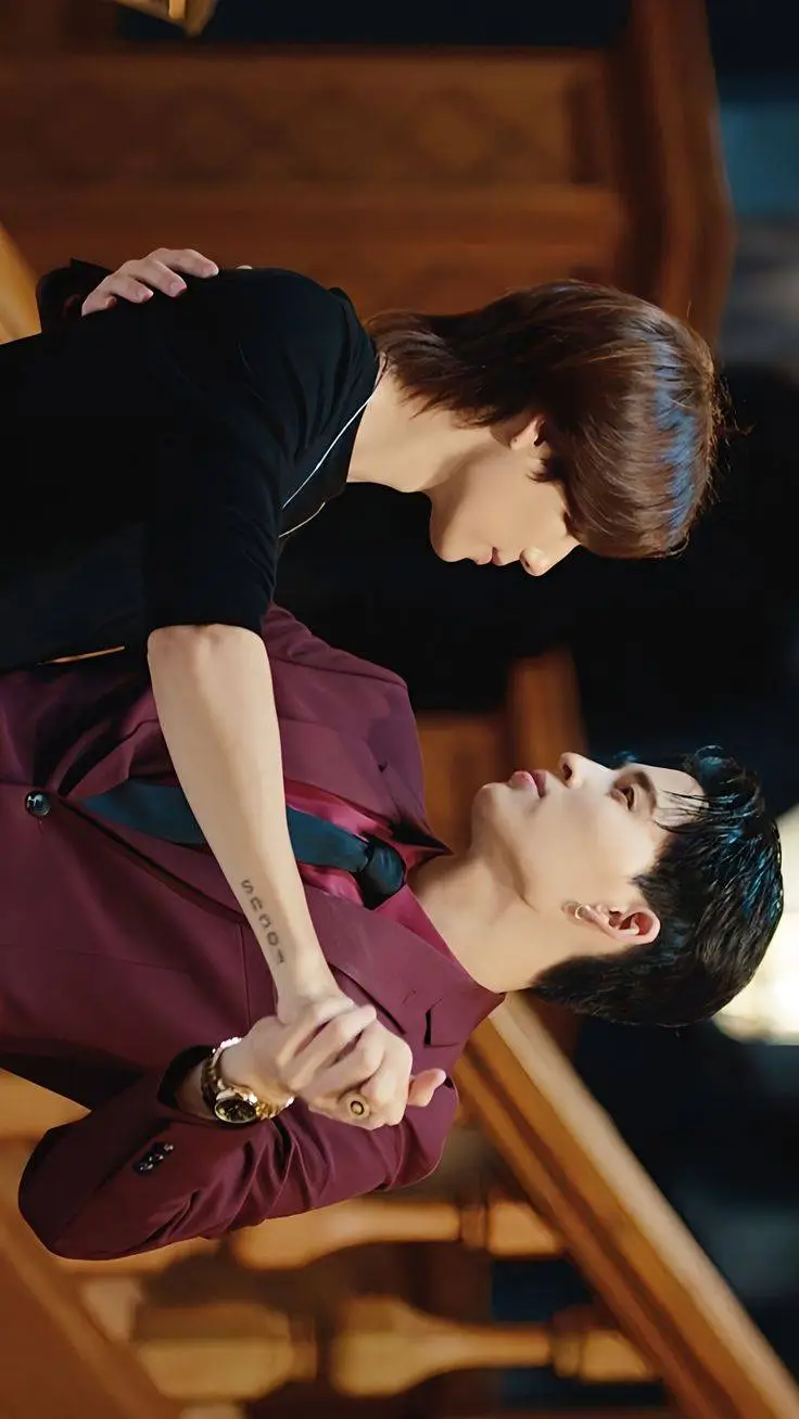 ai character: Khun Thee  background