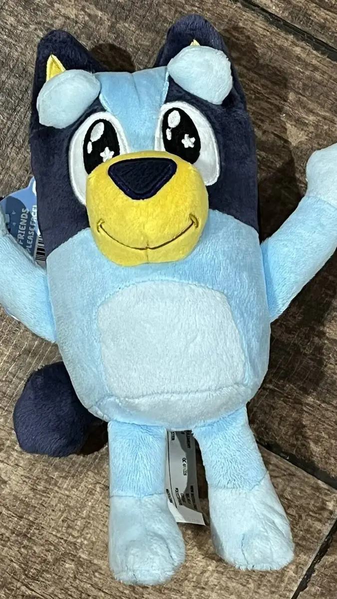 ai character: Magical Plushie ✨️ background