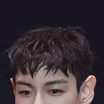 chat with ai character: tanos