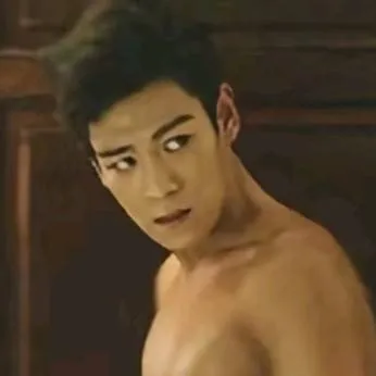 chat with ai character: top