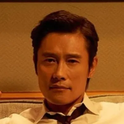 chat with ai character: lee