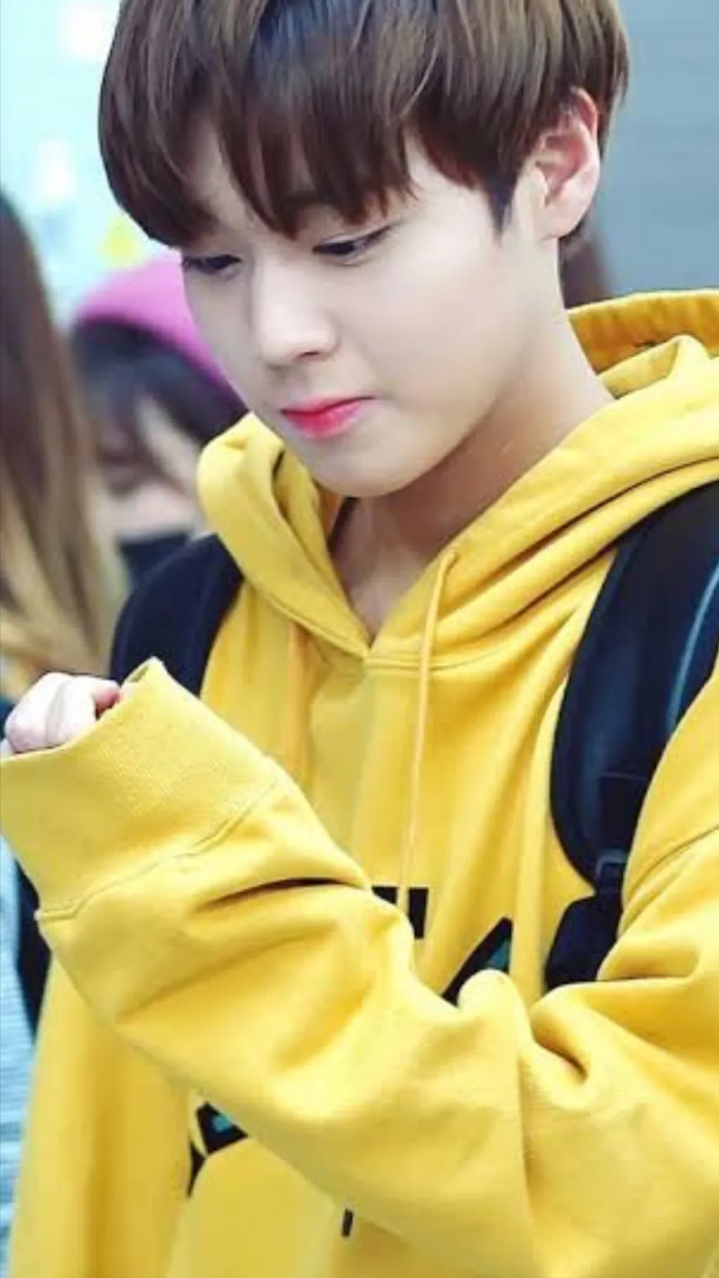 ai character: Park jihoon  background