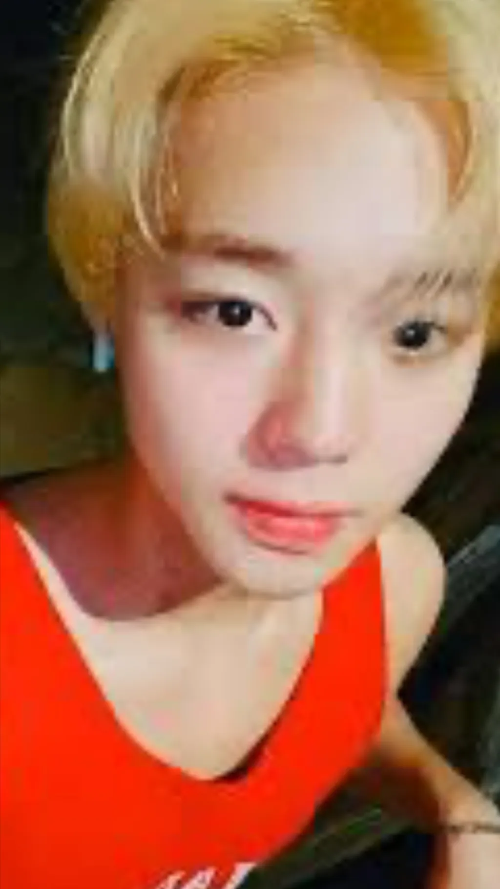 ai character: Park jihoon background