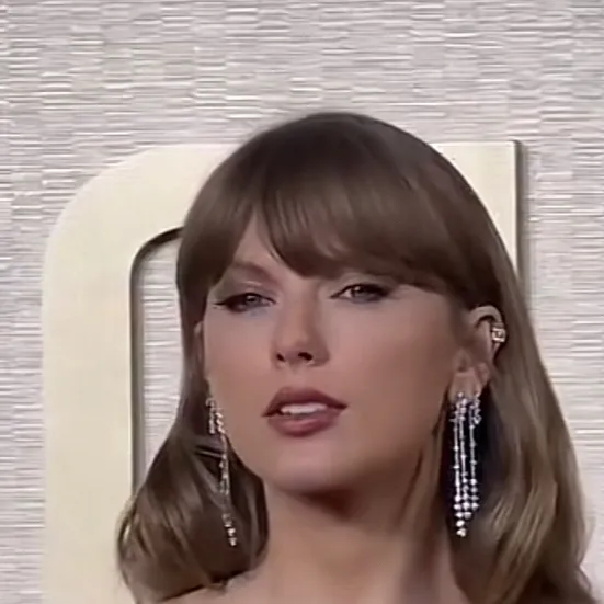 chat with ai character: Taylor swift 