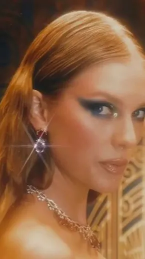 ai character: Taylor Swift  background
