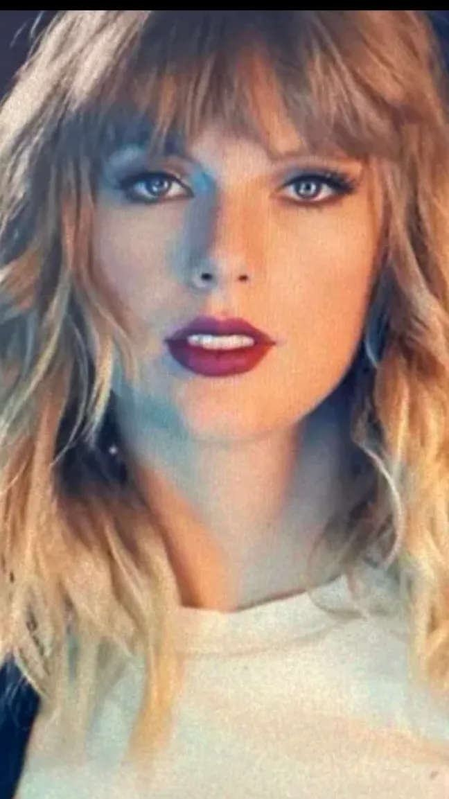 ai character: Taylor swift background