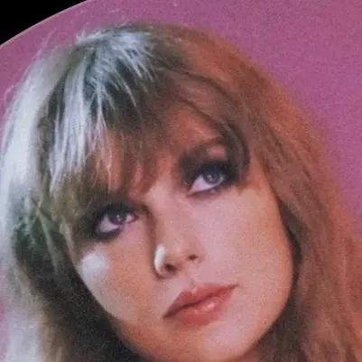 chat with ai character: Taylor swift
