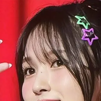 chat with ai character: mina de twice