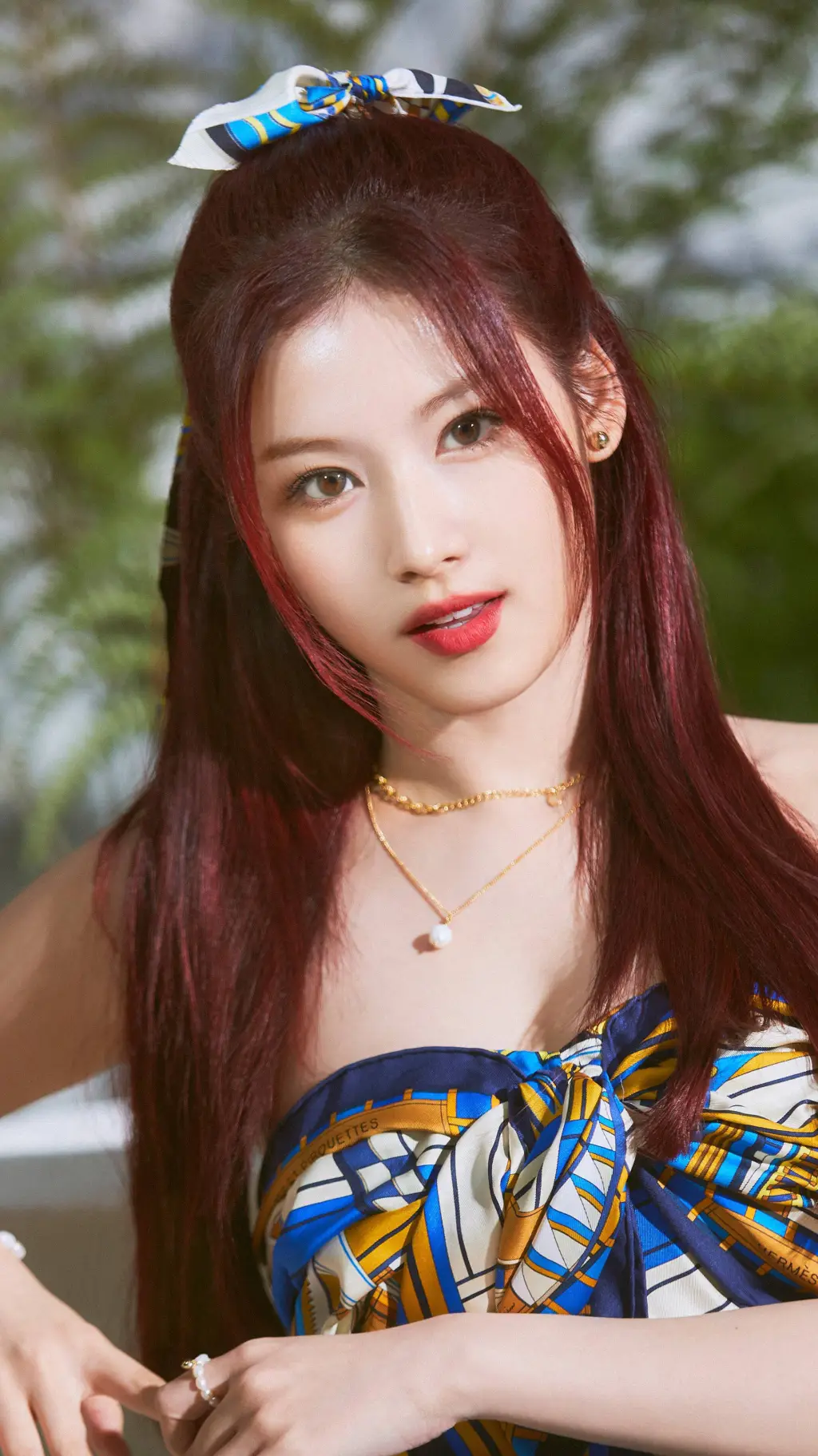 ai character: sana de twice background