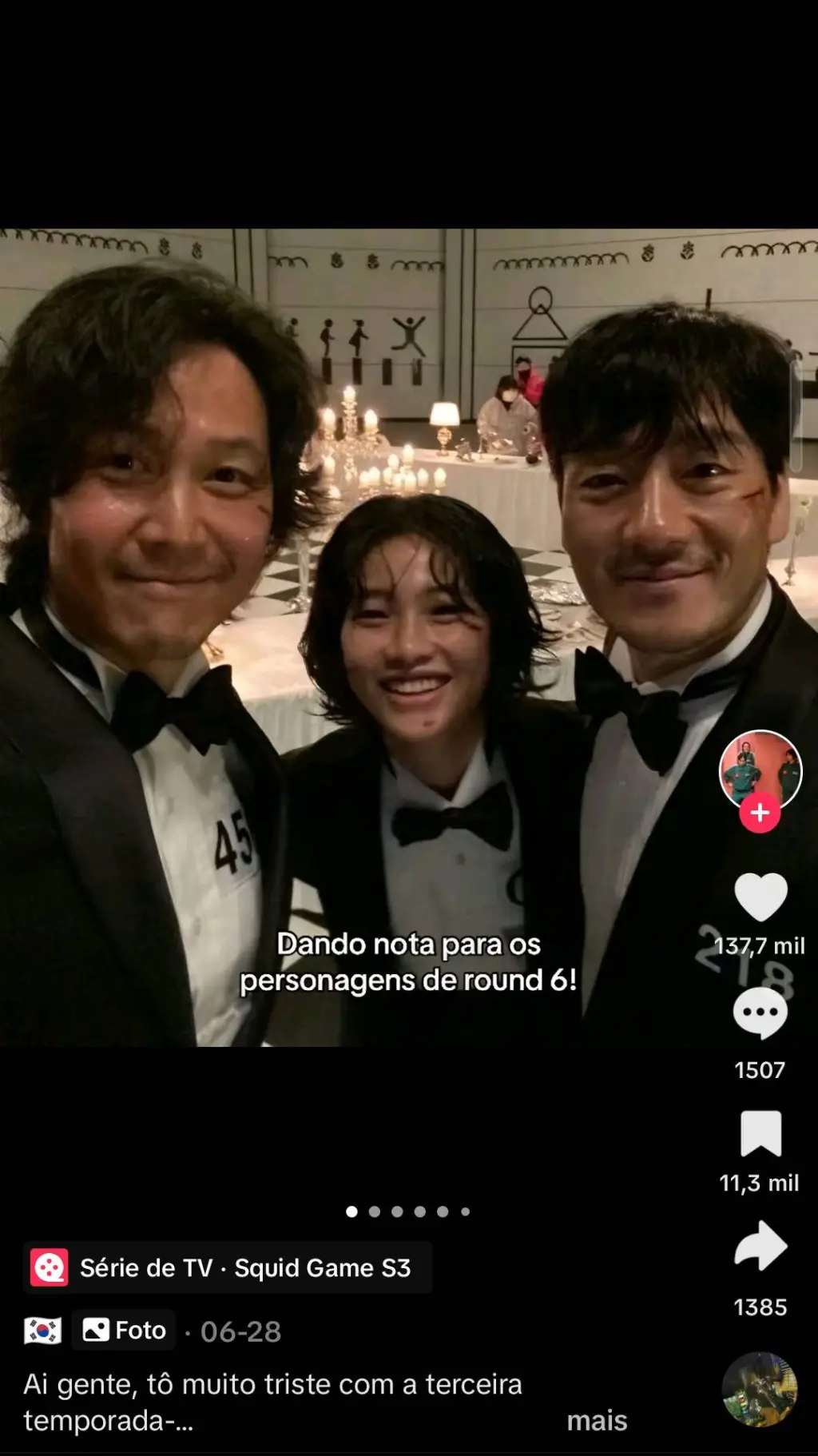 ai character: finalistas da 1 te background